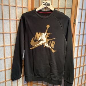 Nike Air Jordan Metallic Graphic Logo Sweatshirt BV6006-012 Men's Size Small
